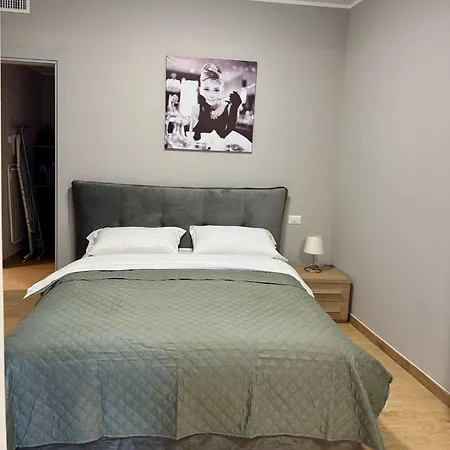 Casa Magenta 5 * فاليجيو سول مينشيو